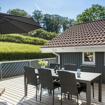 Lovely Home In Rudkobing With Wifi Spodsbjerg